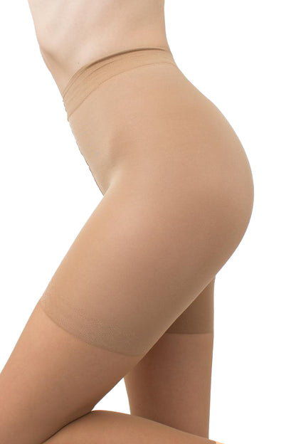 Giulia - Slim 20den Sheer Panty est sculptant.
