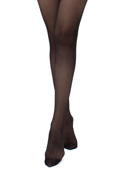 Giulia - Slim 20den Sheer Panty est sculptant.